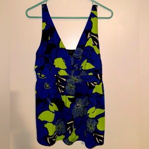 INC sleeveless empire waist blouse sz L